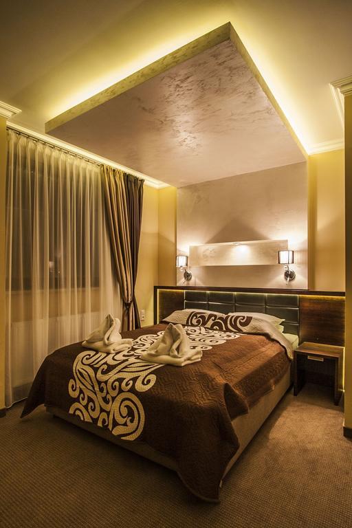 Hotel Tatarscy - Energylandia Кальвария-Зебжидовская Экстерьер фото