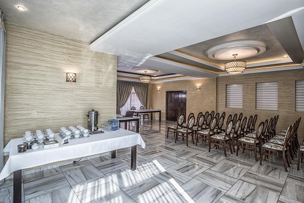 Hotel Tatarscy - Energylandia Кальвария-Зебжидовская Экстерьер фото